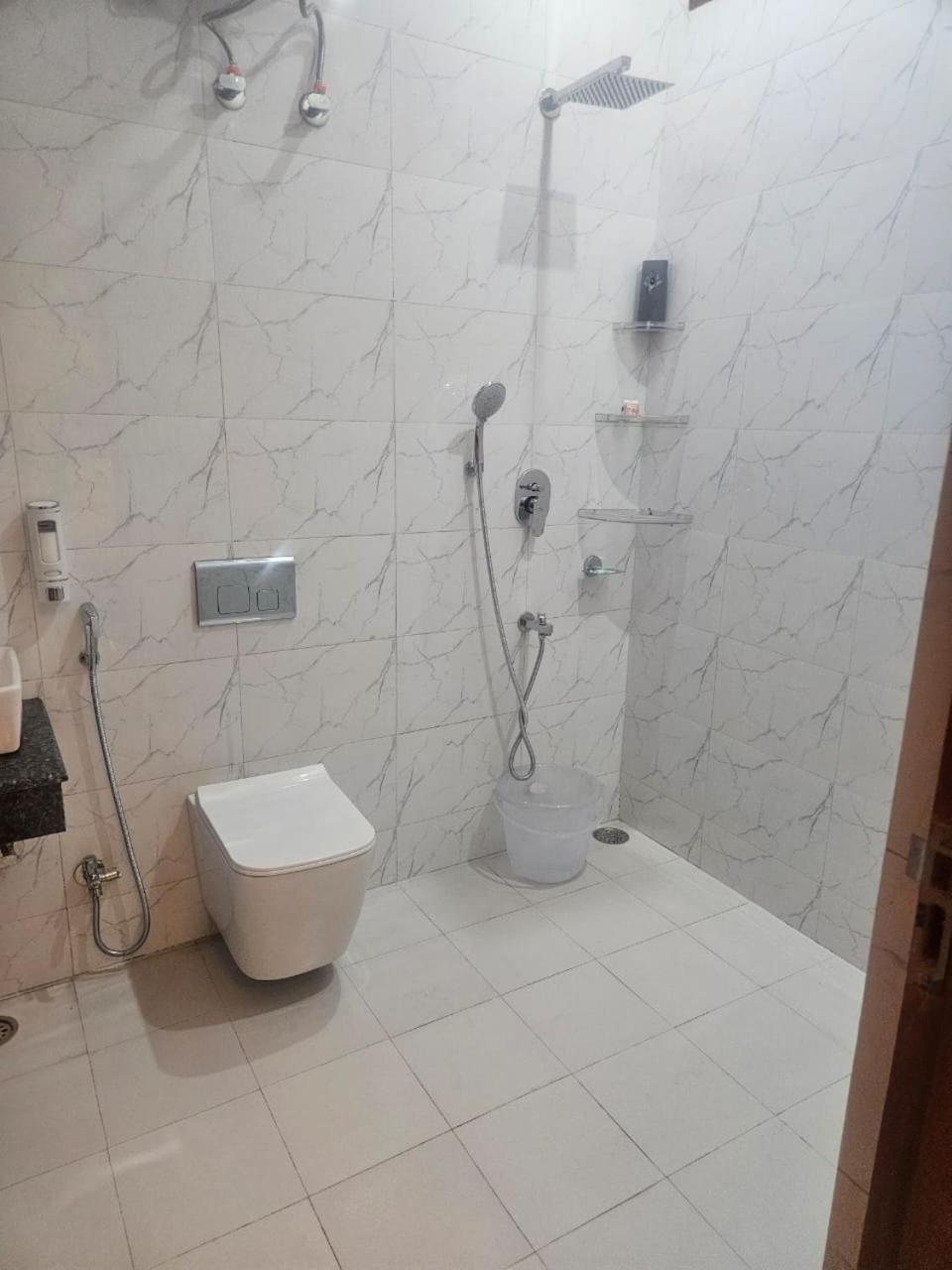 Ashirwaad 249 Bed & Breakfast Greater Noida Exterior photo