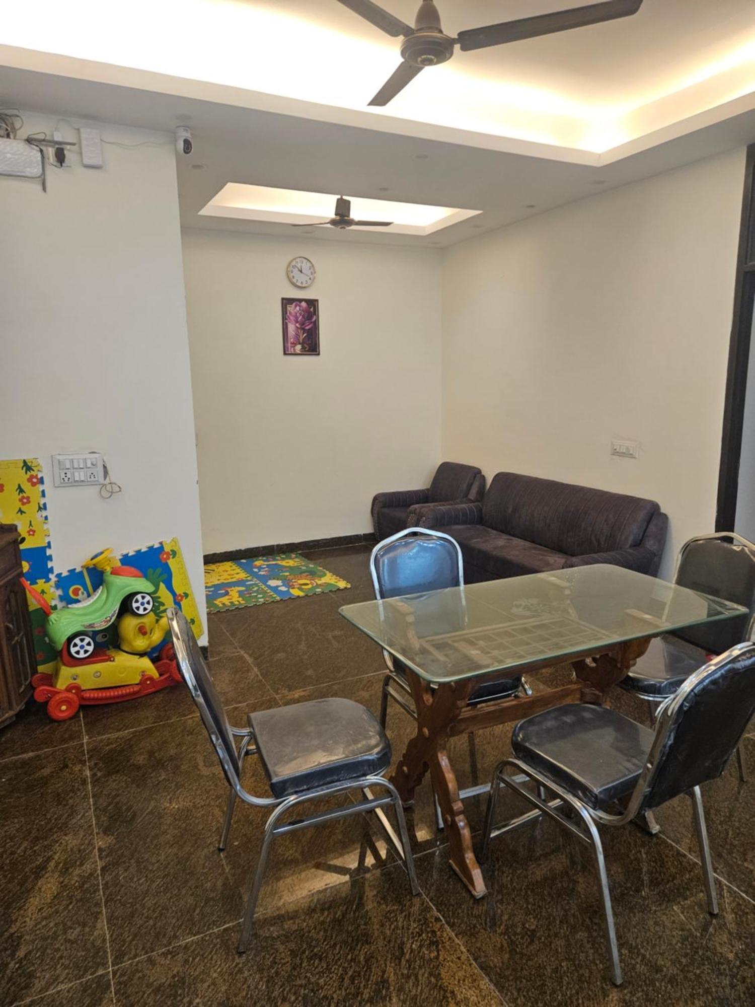 Ashirwaad 249 Bed & Breakfast Greater Noida Exterior photo