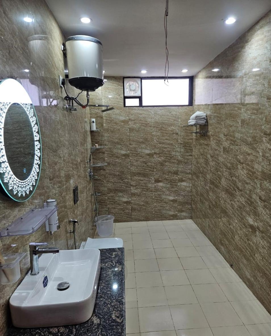 Ashirwaad 249 Bed & Breakfast Greater Noida Exterior photo